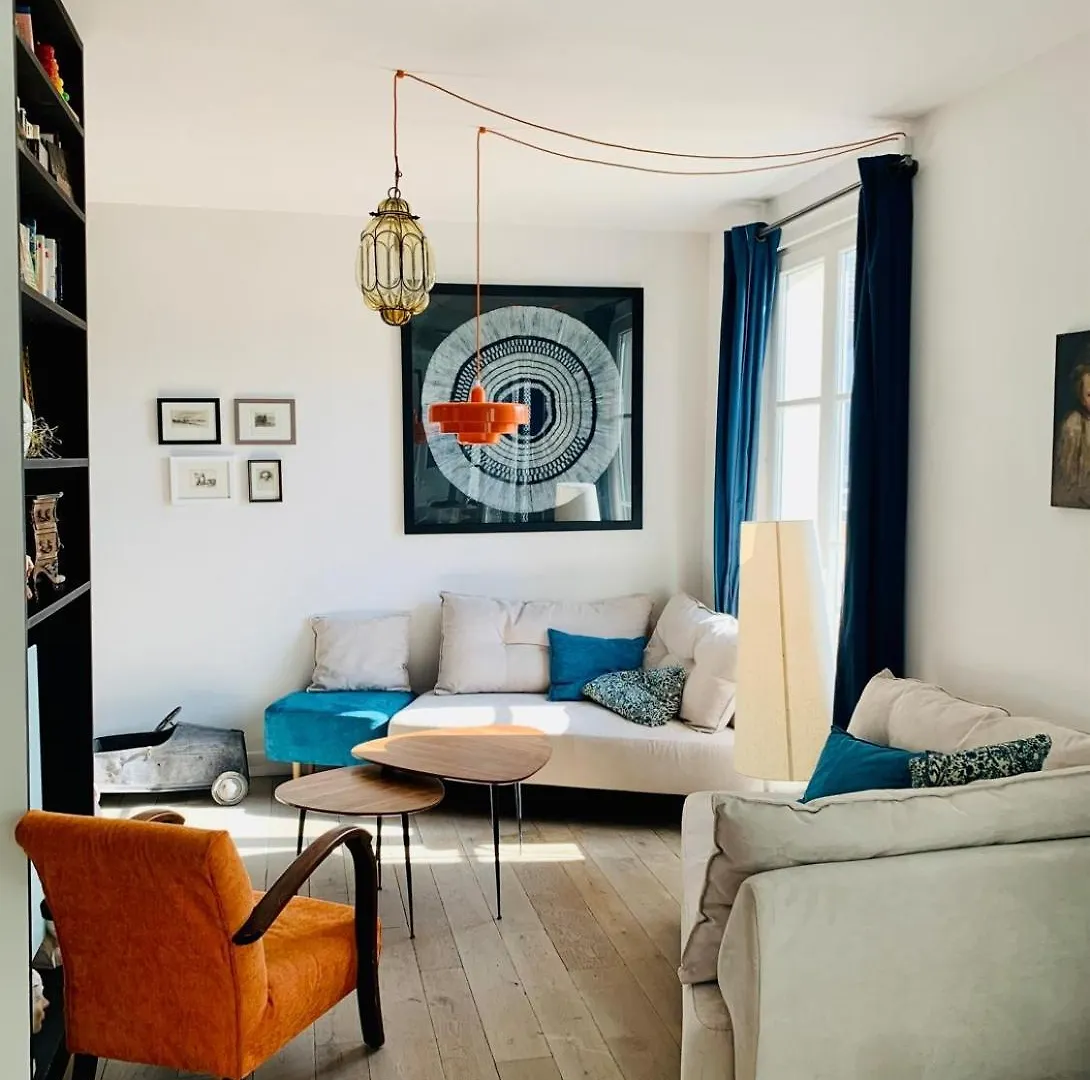 Apartment Place Des Vosges Paris France
