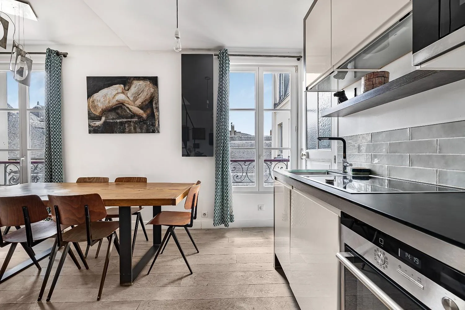 Apartment Place Des Vosges Paris